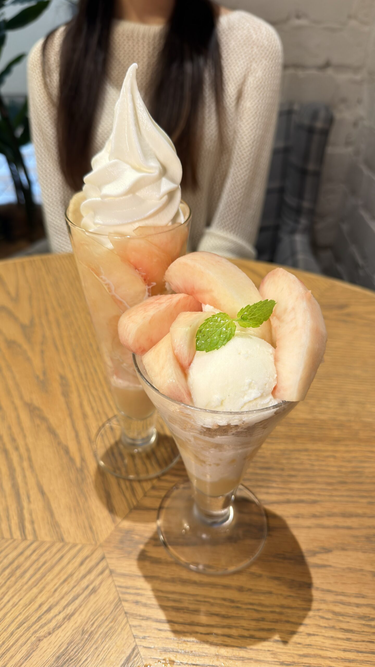 みのりカフェ エスパル仙台店の桃パフェ